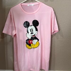 Brand new women’s size 2X stretchy Mickey Mouse t shirt pink